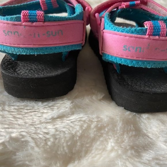 2/$40 Sand n' Sun Baby Girl Foam Bottom Sandals - Picture 6 of 7